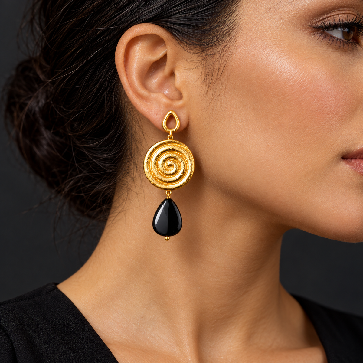 Tairona-Quimbaya Solar Spiral Earring
